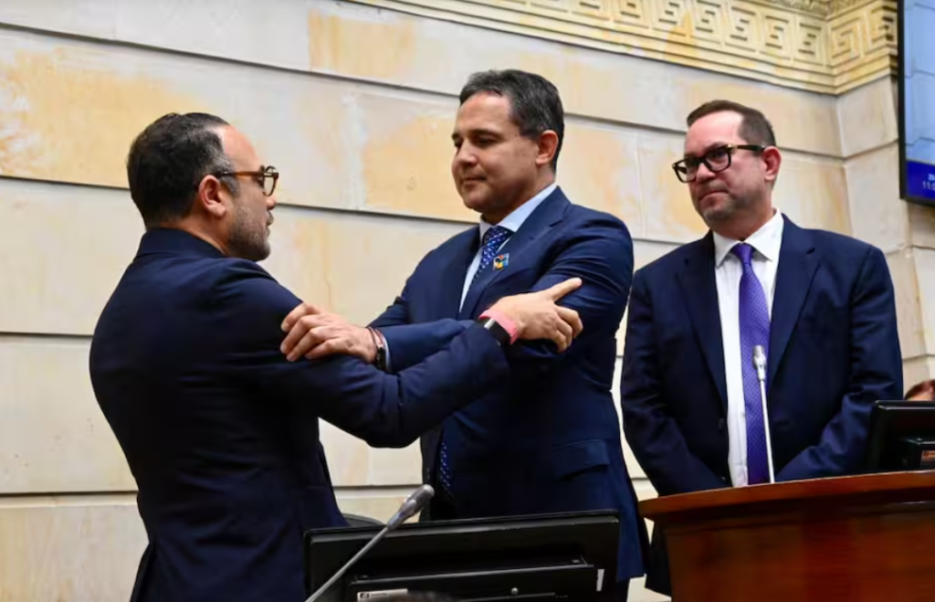 El senador Honorio Henríquez durante su intervención tras ser elegido presidente del Senado de la República para el periodo legislativo 2026-2027, luego de obtener el respaldo mayoritario de la plenaria.